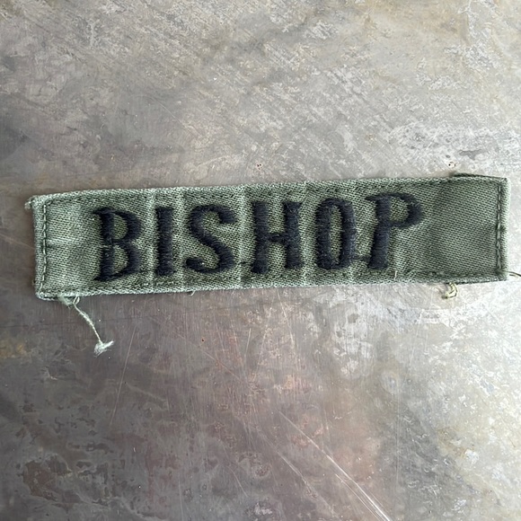 BISHOP Embroidered Vintage ‘Army Green’ Military name tape patch BISHOP - Picture 1 of 6